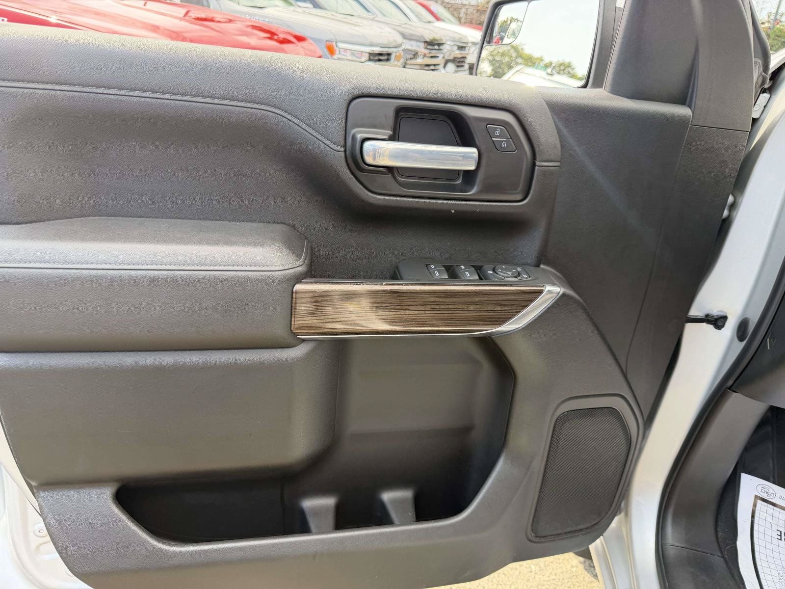 Used 2021 Chevrolet Silverado 1500 LT w/ Bed Protection Package AWD/4WD image 18