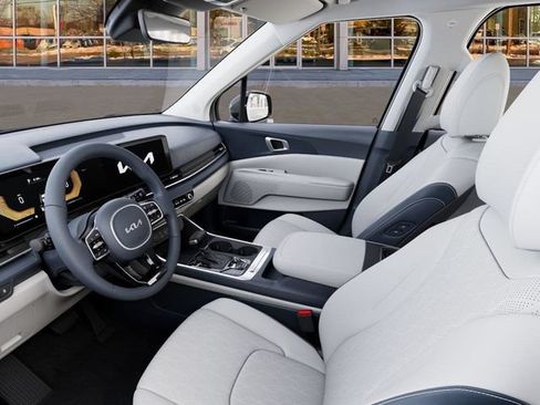 New 2026 Kia Carnival EX FWD image 17