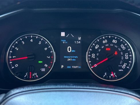 Used 2019 Toyota RAV4 XLE Premium image 29