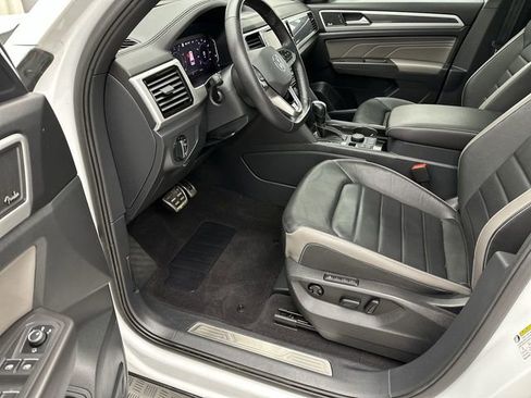Used 2023 Volkswagen Atlas Cross Sport SEL Premium R-Line image 12