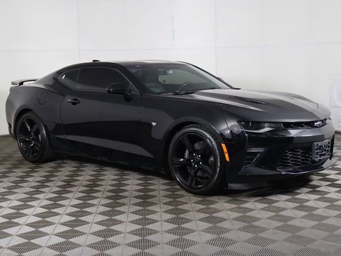 Used 2017 Chevrolet Camaro SS RWD image 46