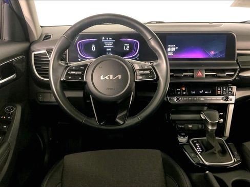 Used 2025 Kia Seltos S FWD image 5