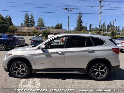Used 2016 BMW X1 xDrive28i AWD/4WD image 4