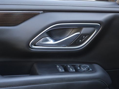 Certified 2024 GMC Yukon XL SLE w/ Gmc Pro Safety Plus Package image 28