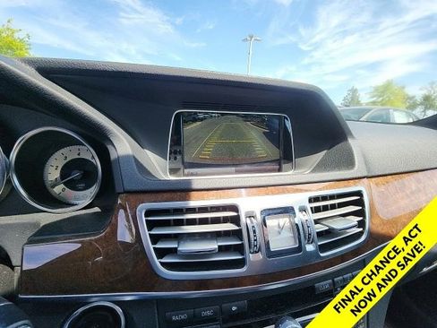 Used 2014 Mercedes-Benz E 350 Sedan image 27