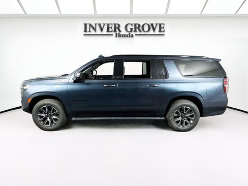 Used 2021 Chevrolet Suburban Z71 w/ Z71 Signature Package AWD/4WD image 8