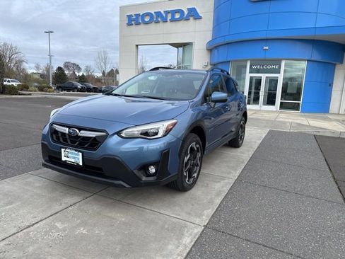 Used 2023 Subaru Crosstrek 2.5i Limited w/ Moonroof Package image 16