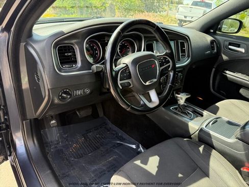 Used 2016 Dodge Charger R/T RWD image 11