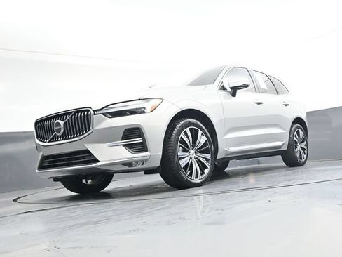 Used 2022 Volvo XC60 B5 Inscription w/ Protection Package Premier FWD image 36