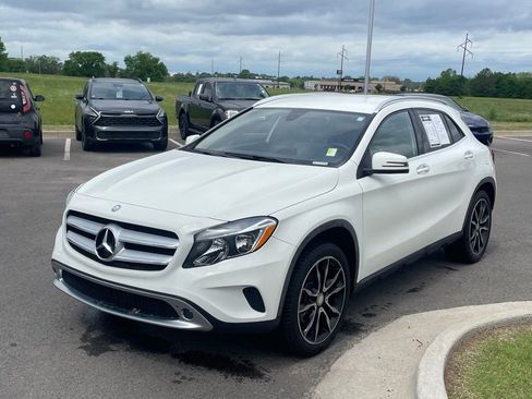 Used 2016 Mercedes-Benz GLA 250 4MATIC image 3