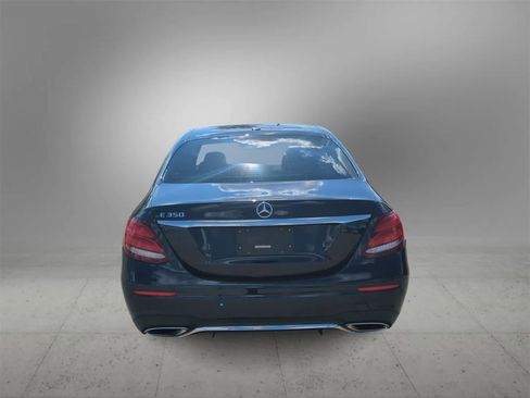 Used 2020 Mercedes-Benz E 350 Sedan image 7