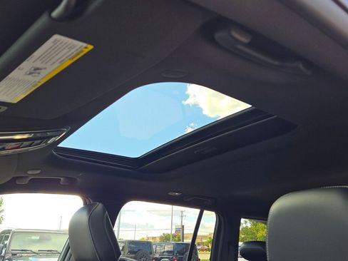 New 2025 Jeep Grand Cherokee Altitude image 26