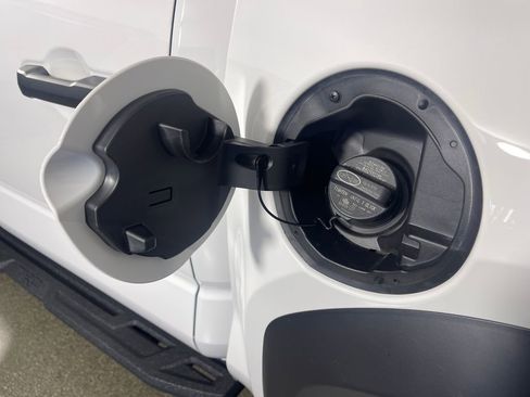 New 2025 Toyota Tacoma TRD Off-Road image 30