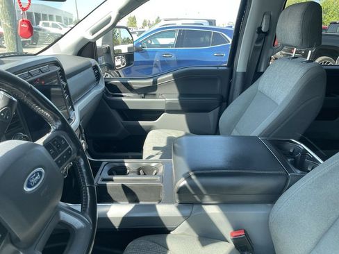 Used 2021 Ford F150 XLT w/ Equipment Group 302A High AWD/4WD image 4