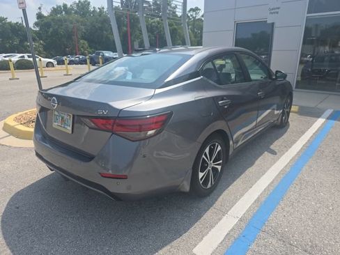 Certified 2022 Nissan Sentra SV FWD image 4