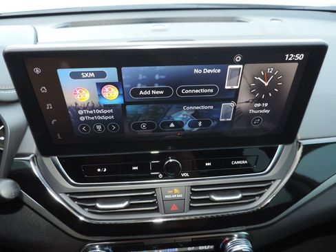 New 2025 Nissan Altima 2.5 SR w/ SR Premium Package image 18