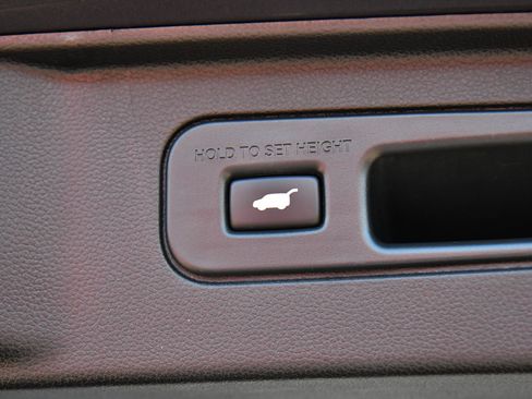 Used 2024 Honda Pilot EX-L image 46