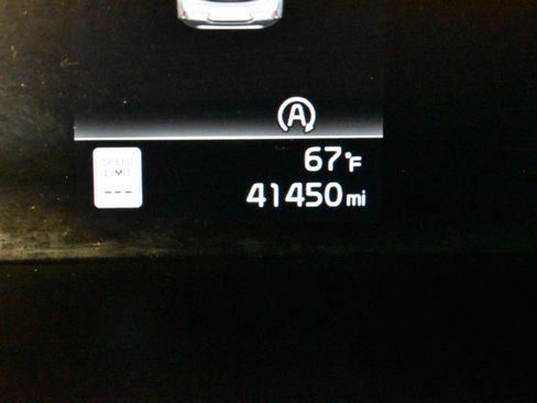 Used 2023 Kia Soul LX w/ Option Group 015 image 17