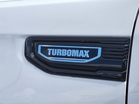 New 2026 GMC Sierra 1500 Elevation image 25