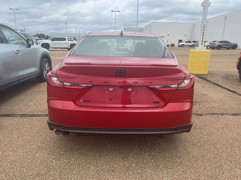 Used 2026 Toyota Camry SE w/ Convenience Package image 5