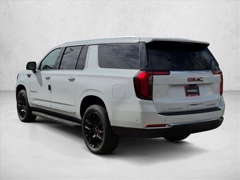 New 2026 GMC Yukon XL Elevation w/ Elevation Premium Package AWD/4WD image 8