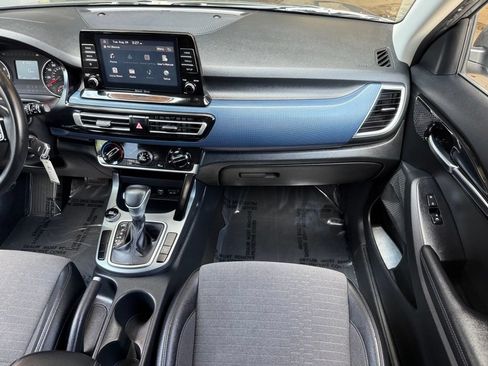 Used 2021 Kia Seltos S FWD image 23