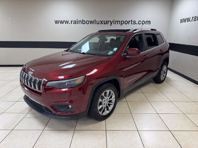 Used 2019 Jeep Cherokee Latitude Plus w/ Comfort/Convenience Group FWD image 3