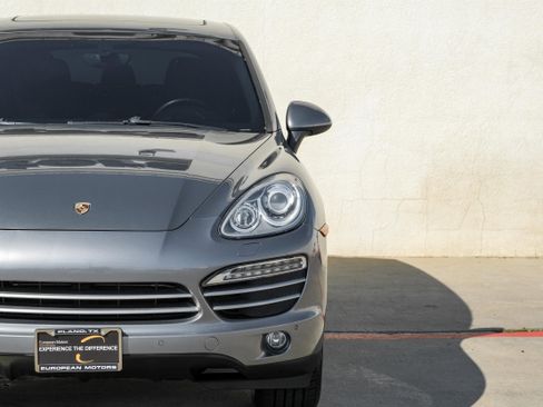 Used 2014 Porsche Cayenne image 44