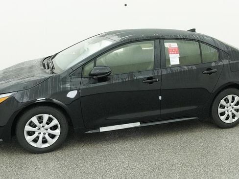 New 2026 Toyota Corolla LE image 18