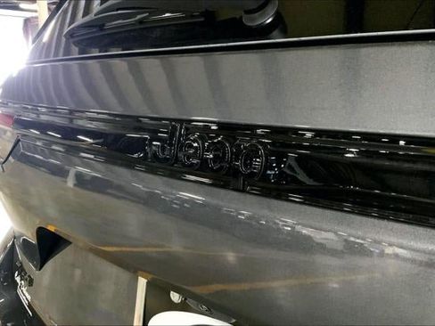 New 2025 Jeep Grand Cherokee Limited w/ Luxury Tech Group II image 47