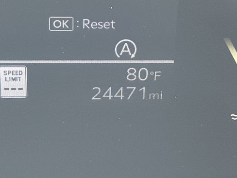 Used 2025 Kia Sorento S FWD image 28
