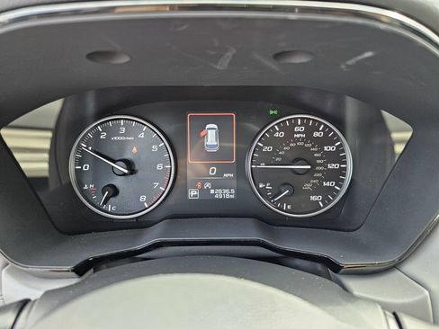 Certified 2025 Subaru Outback Premium AWD/4WD image 27