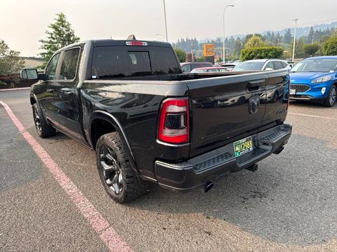 Used 2020 RAM 1500 Limited w/ Black Appearance Package AWD/4WD image 7