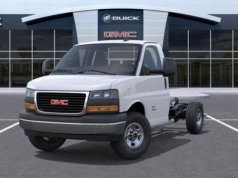 New 2025 GMC Savana 3500 w/ Power Convenience Package image 6