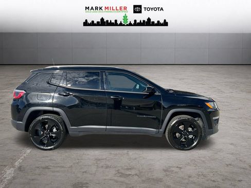 Used 2019 Jeep Compass Latitude AWD/4WD image 7