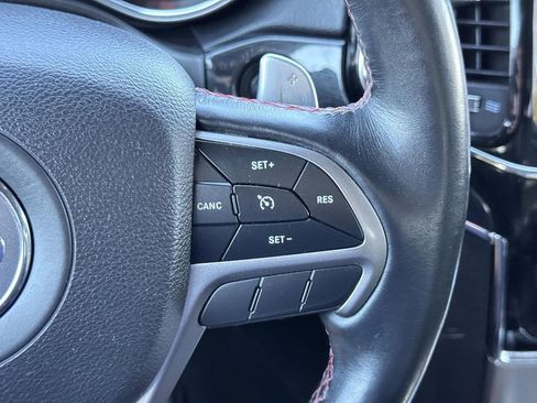 Used 2019 Jeep Grand Cherokee Trailhawk w/ Trailhawk Luxury Group image 11