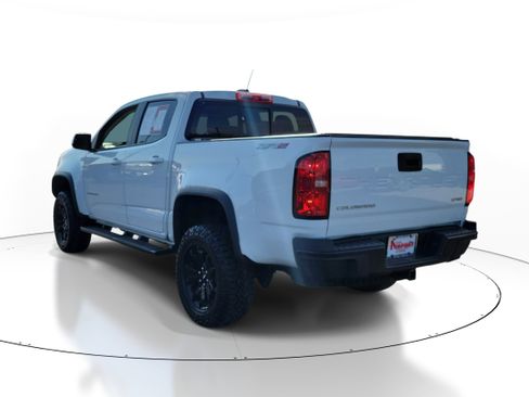 Used 2022 Chevrolet Colorado ZR2 w/ ZR2 Dusk Special Edition AWD/4WD image 3