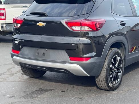 Used 2022 Chevrolet TrailBlazer LT FWD image 38
