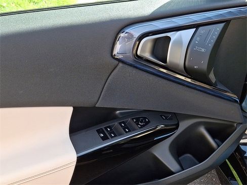 New 2026 BMW X3 xDrive30 w/ M Sport Package image 11