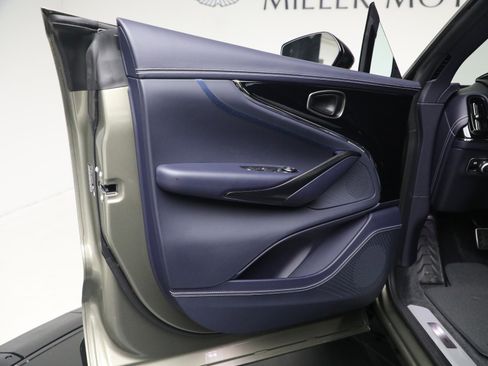 New 2026 Aston Martin DBX 707 image 30