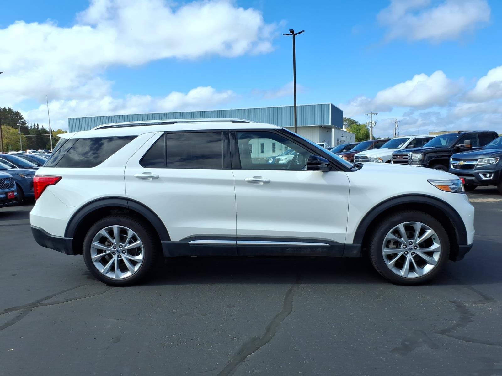 Used 2021 Ford Explorer Platinum w/ Equipment Group 601A AWD/4WD image 7