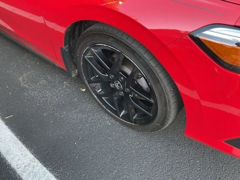 Used 2024 Honda Civic Sport image 3