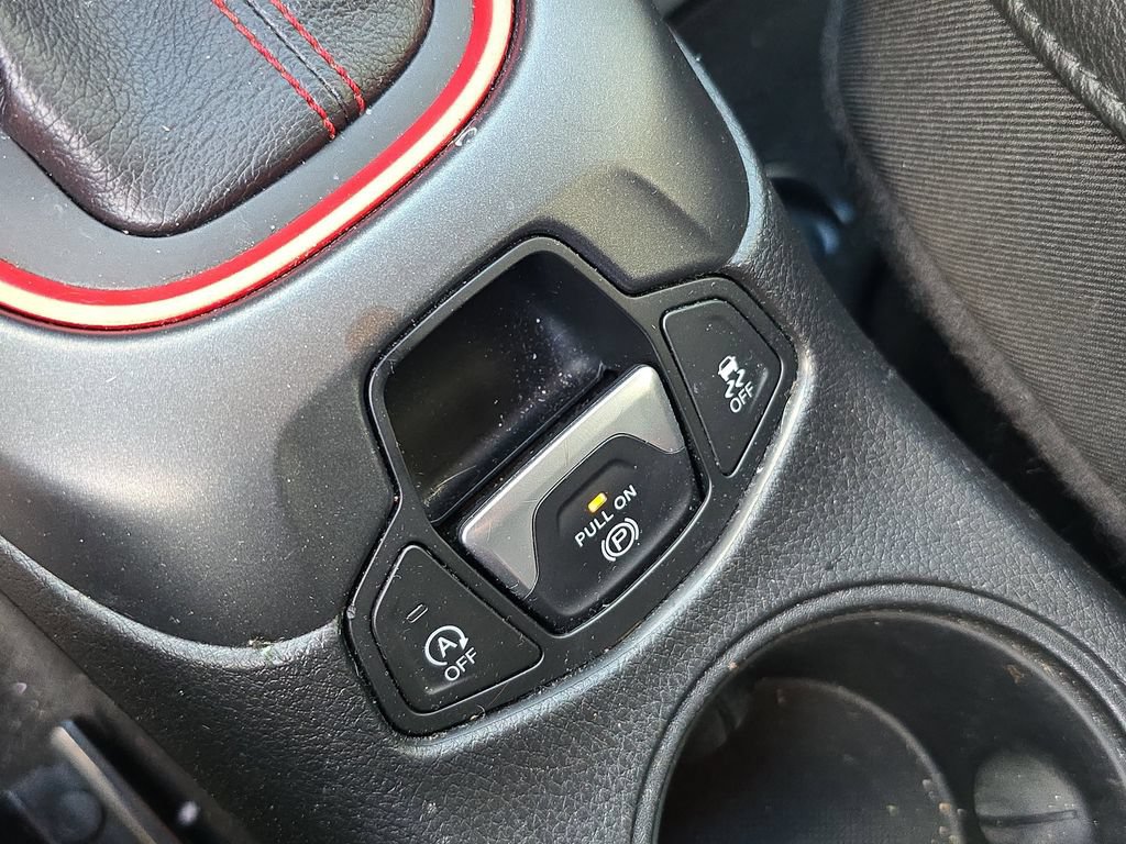 Used 2021 Jeep Compass Trailhawk AWD/4WD image 32