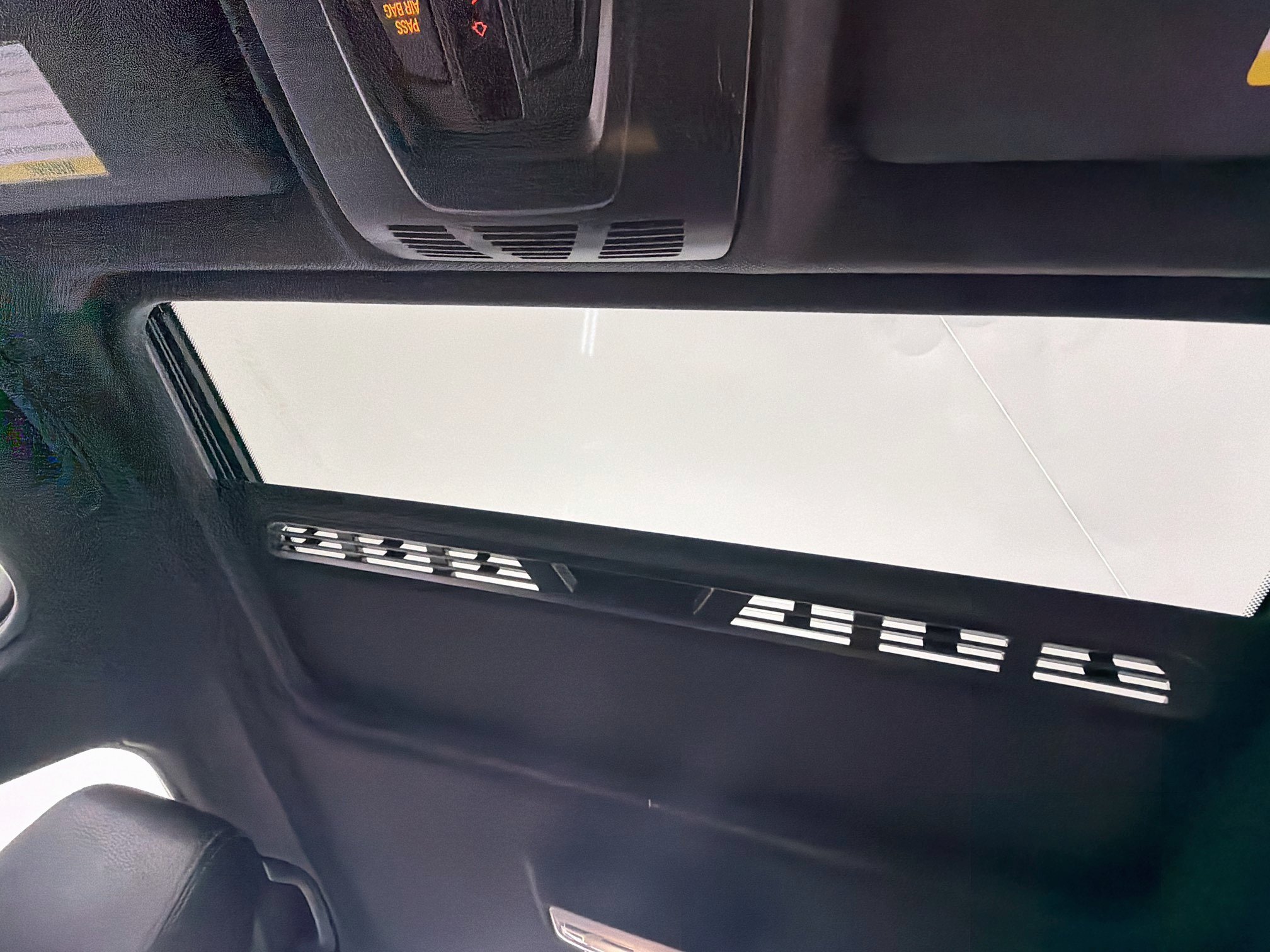 Used 2017 BMW 330i Sedan RWD image 25