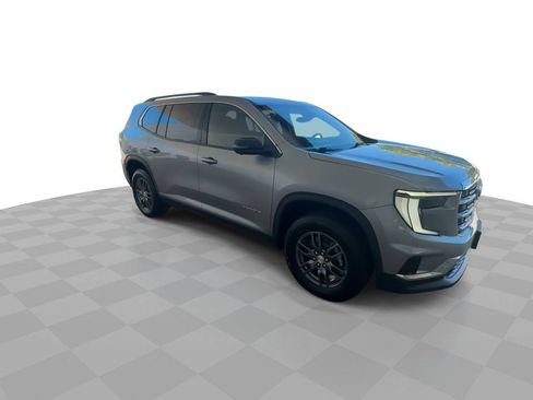 Certified 2025 GMC Acadia Elevation FWD image 2