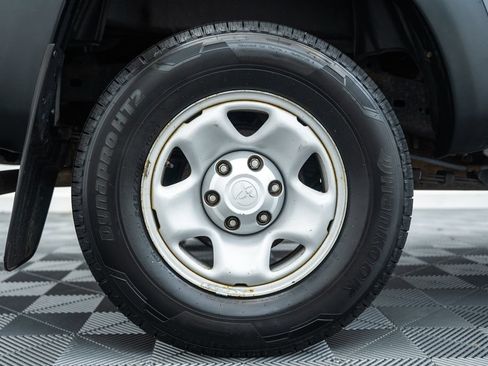 Used 2014 Toyota Tacoma PreRunner w/ Convenience Package RWD image 18