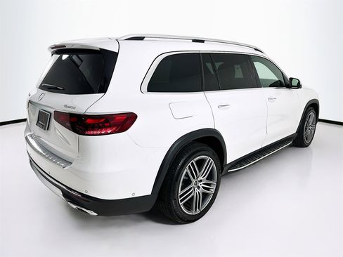 Used 2026 Mercedes-Benz GLS 450 4MATIC image 8