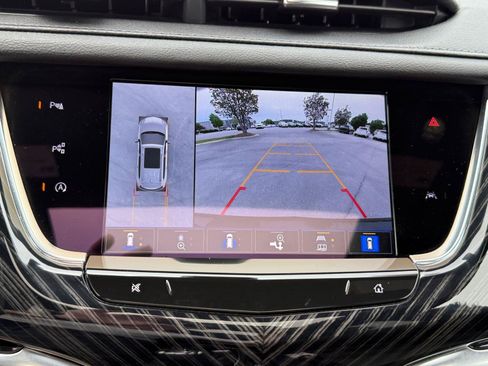 Used 2024 Cadillac XT6 Premium Luxury w/ Technology Package AWD/4WD image 30