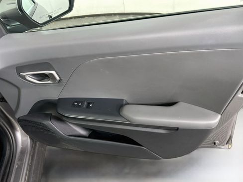 Used 2025 Kia K4 FWD image 30