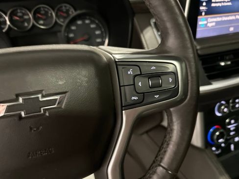 Used 2021 Chevrolet Tahoe Z71 w/ Z71 Signature Package AWD/4WD image 17